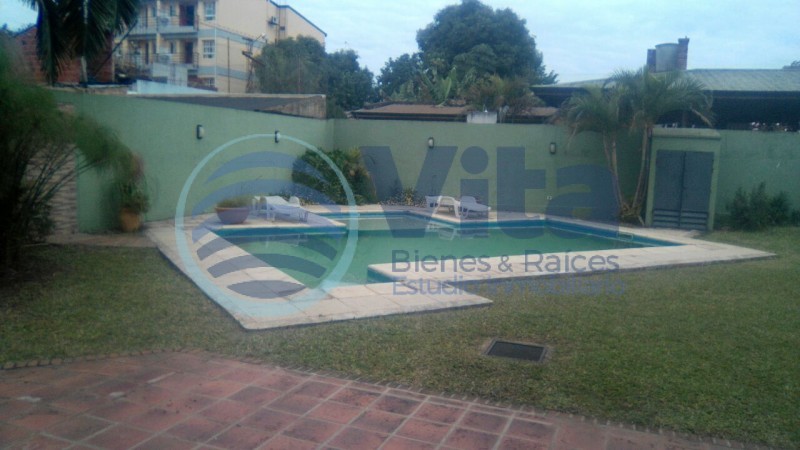 CASA EN VENTA  Z/AV. CHACABUCO Y AV. LAVALLE