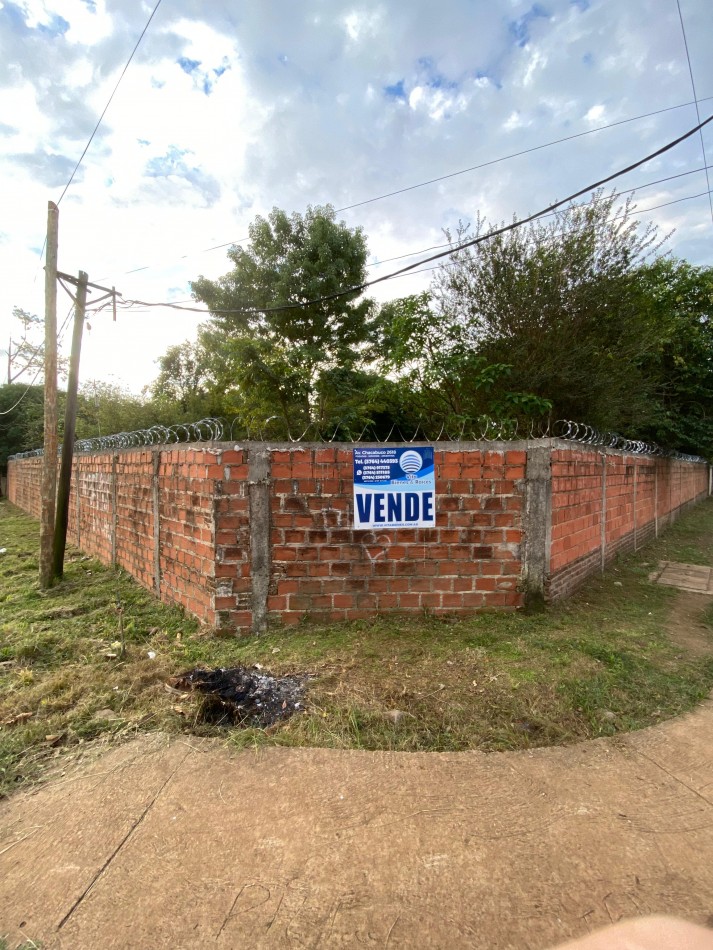 TERRENO EN VENTA EN ESQUINA - ÑU PORA -GARUPA - MNES