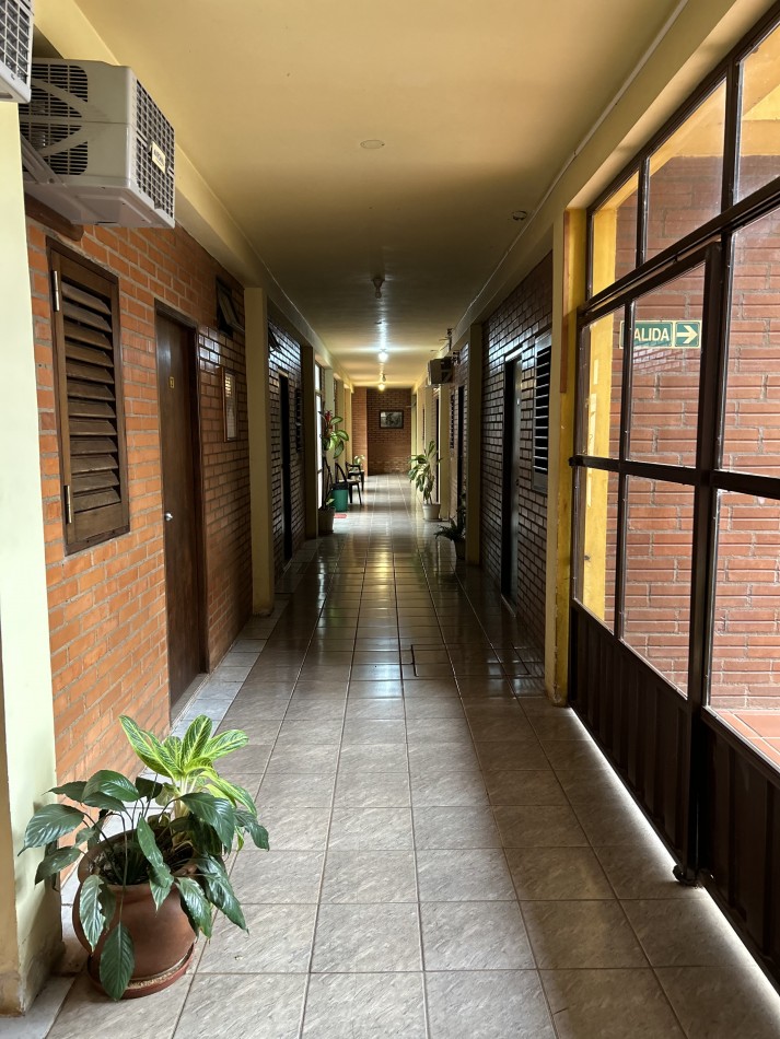 ALQUILA HABITACIONES-- RESIDENCIA UNIVERSITARIA FEMENINA
