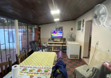 CASA EN VENTA A RECICLAR EN Z/ AV. RADEMACHER Y AV.MAIPU
